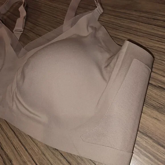 Honeylove Seamless Nude Bra - Picture 4 of 10